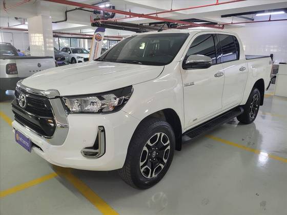 TOYOTA HILUX 2.7 VVT-i FLEX CD SRV 4X2 AUTOMÁTICO TOYOTA HILUX 2.7 VVT-i FLEX CD SRV 4X2 AUTOMÁTICO